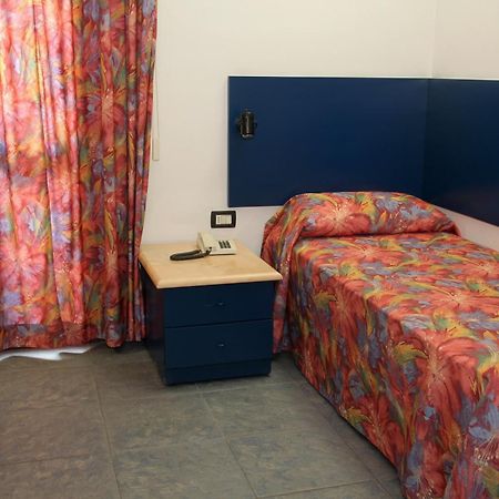 Hotel Raphael Montecatini Terme Bagian luar foto