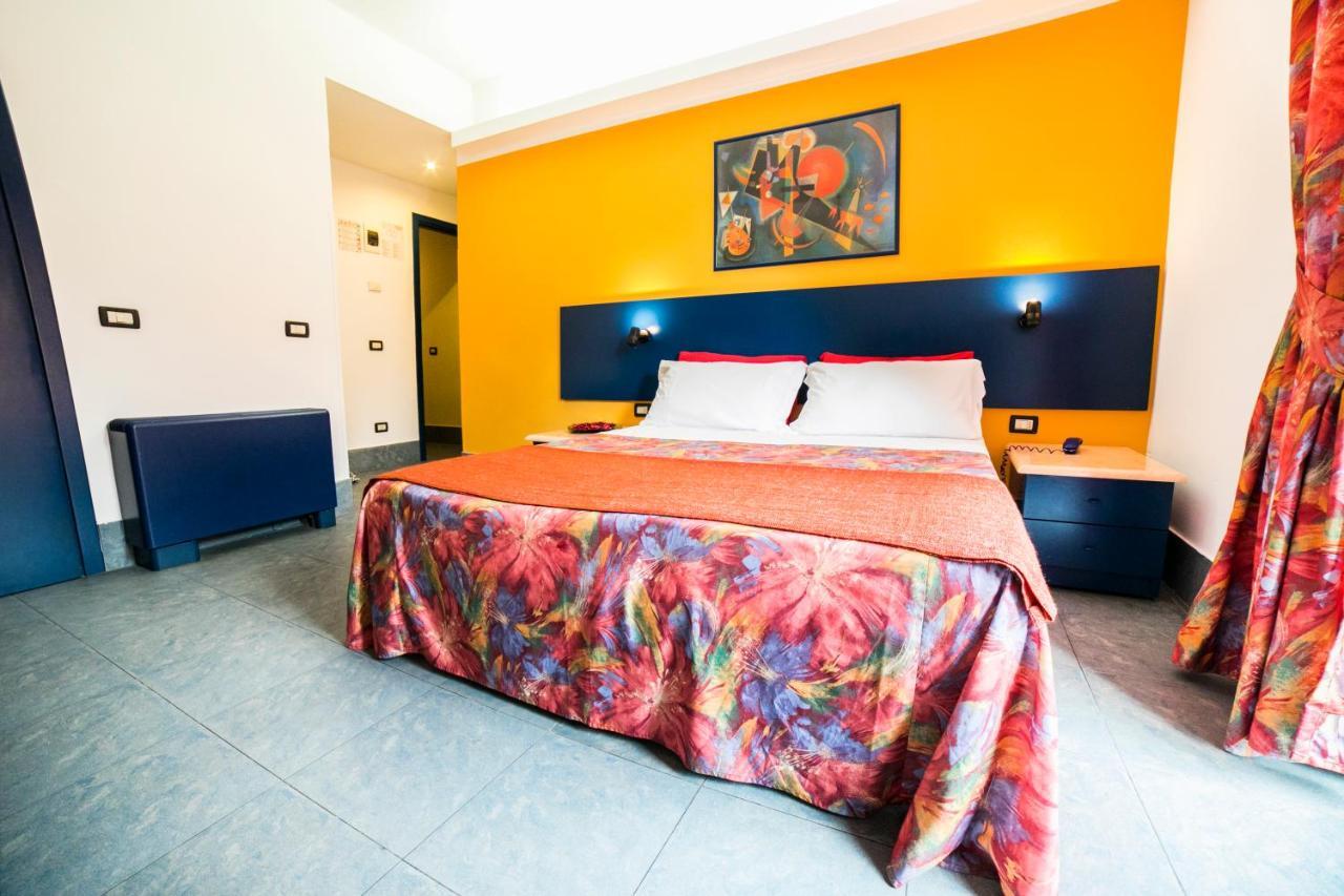 Hotel Raphael Montecatini Terme Bagian luar foto