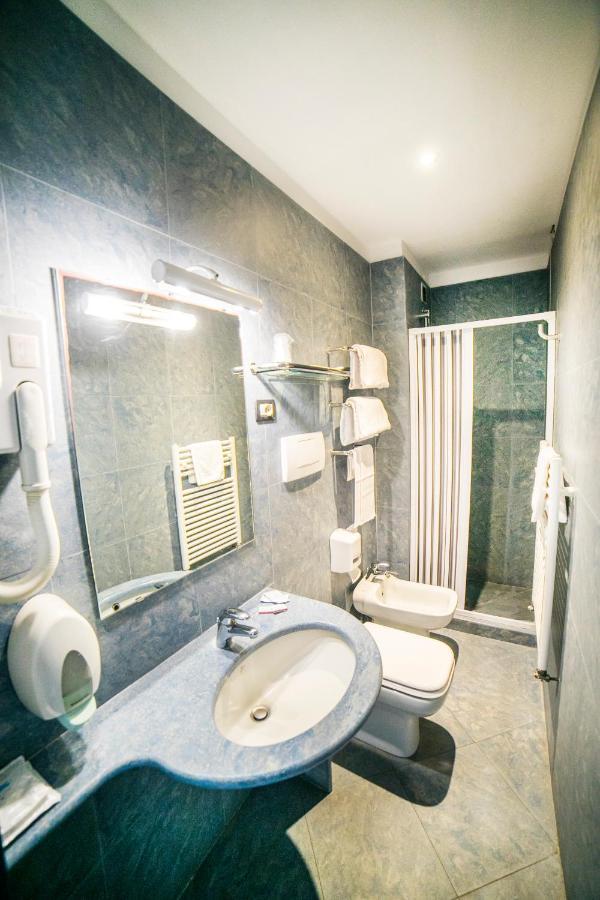 Hotel Raphael Montecatini Terme Bagian luar foto