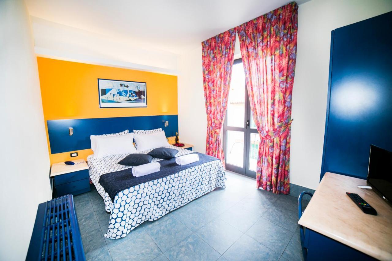 Hotel Raphael Montecatini Terme Bagian luar foto